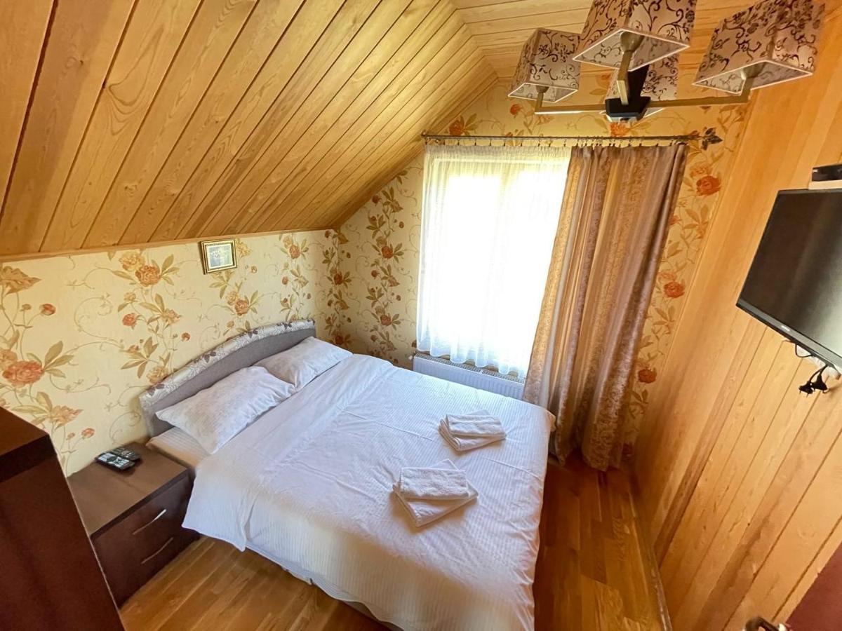 U Troh Brativ Villa Plave Ngoại thất bức ảnh